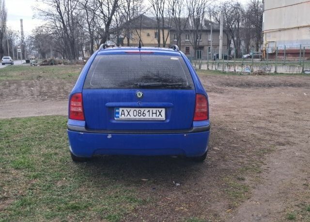 Синій Шкода Октавія, об'ємом двигуна 2 л та пробігом 320 тис. км за 4300 $, фото 4 на Automoto.ua