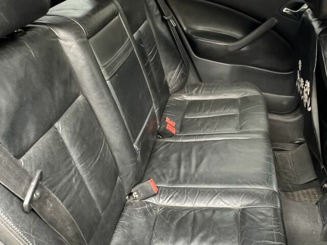 Шкода Октавия 2001 в Днепре (Днепропетровске) на Automoto.ua Синий Шкода Октавия, объемом двигателя 1.8 л и пробегом 470 тыс. км за 4850 $, фото 9 на Automoto.ua