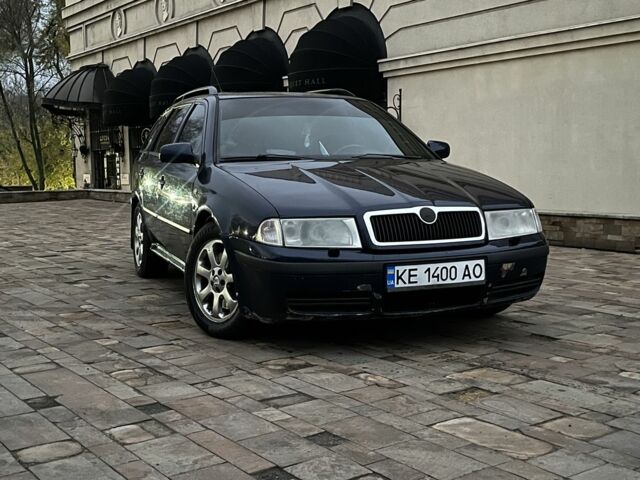 Синий Шкода Октавия, объемом двигателя 1.9 л и пробегом 299 тыс. км за 2900 $, фото 1 на Automoto.ua