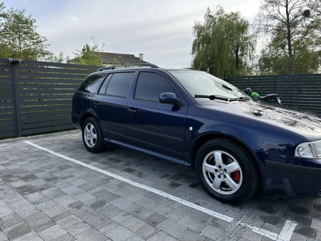 Синий Шкода Октавия, объемом двигателя 2 л и пробегом 310 тыс. км за 4100 $, фото 3 на Automoto.ua