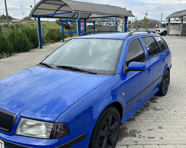 Синий Шкода Октавия, объемом двигателя 1.6 л и пробегом 280 тыс. км за 3700 $, фото 1 на Automoto.ua