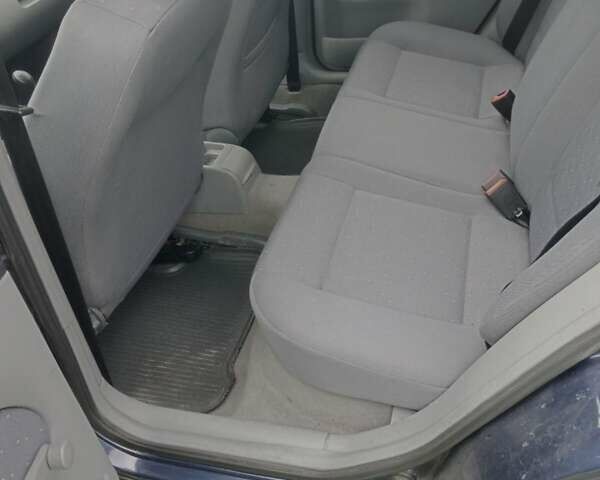 Синий Шкода Октавия, объемом двигателя 1.6 л и пробегом 152 тыс. км за 5000 $, фото 4 на Automoto.ua