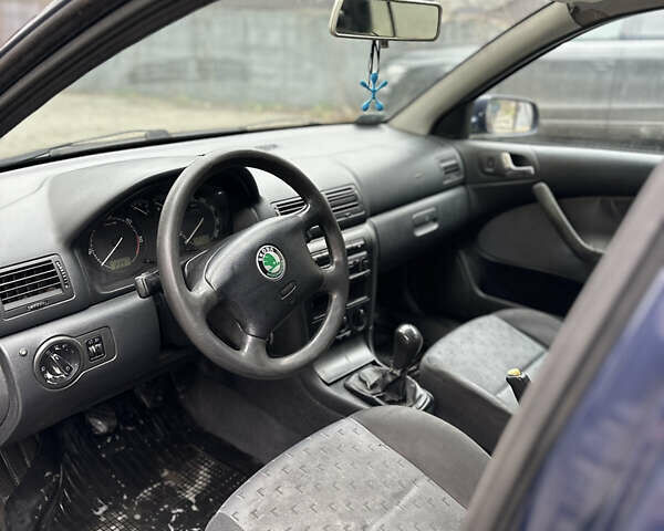 Синій Шкода Октавія, об'ємом двигуна 1.9 л та пробігом 427 тис. км за 2950 $, фото 6 на Automoto.ua