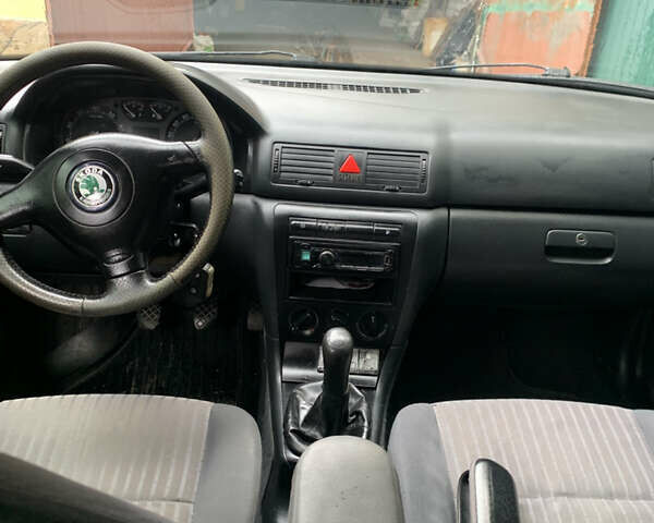 Синий Шкода Октавия, объемом двигателя 1.98 л и пробегом 263 тыс. км за 3500 $, фото 8 на Automoto.ua