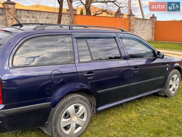 Синий Шкода Октавия, объемом двигателя 1.9 л и пробегом 380 тыс. км за 3500 $, фото 3 на Automoto.ua