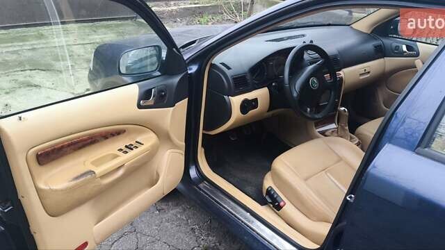 Синий Шкода Октавия, объемом двигателя 1.9 л и пробегом 475 тыс. км за 4350 $, фото 2 на Automoto.ua