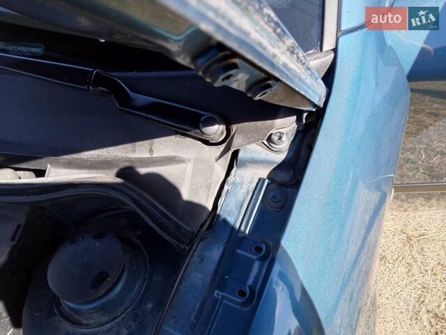 Синий Шкода Октавия, объемом двигателя 1.6 л и пробегом 269 тыс. км за 6500 $, фото 7 на Automoto.ua