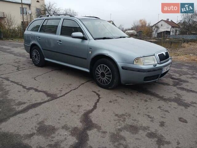 Синій Шкода Октавія, об'ємом двигуна 1.6 л та пробігом 300 тис. км за 2900 $, фото 2 на Automoto.ua