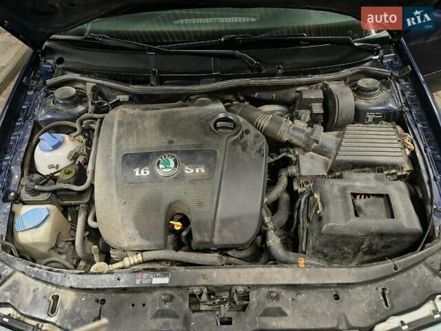 Синий Шкода Октавия, объемом двигателя 1.6 л и пробегом 330 тыс. км за 4500 $, фото 7 на Automoto.ua