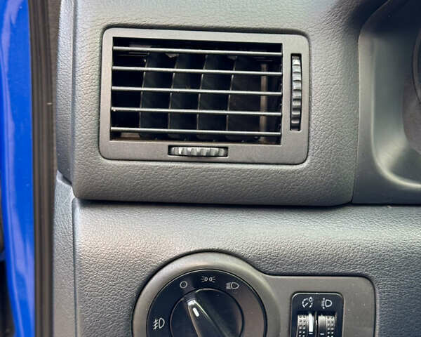 Синий Шкода Октавия, объемом двигателя 1.98 л и пробегом 229 тыс. км за 5200 $, фото 11 на Automoto.ua