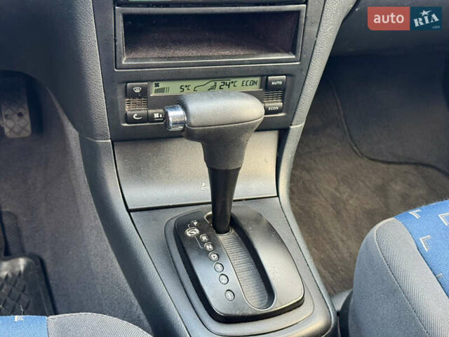 Синий Шкода Октавия, объемом двигателя 1.98 л и пробегом 229 тыс. км за 5200 $, фото 31 на Automoto.ua