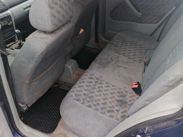 Синій Шкода Октавія, об'ємом двигуна 0 л та пробігом 410 тис. км за 1850 $, фото 3 на Automoto.ua