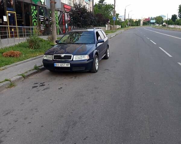 Синий Шкода Октавия, объемом двигателя 1.6 л и пробегом 250 тыс. км за 4200 $, фото 5 на Automoto.ua
