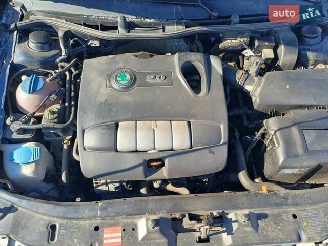 Синий Шкода Октавия, объемом двигателя 1.98 л и пробегом 211 тыс. км за 5200 $, фото 3 на Automoto.ua