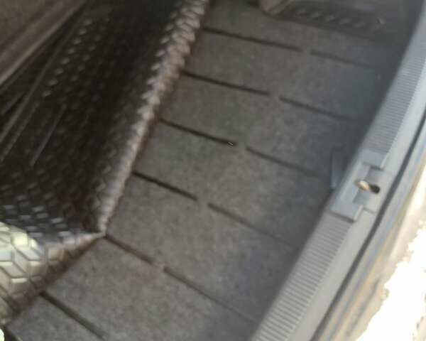 Синий Шкода Октавия, объемом двигателя 1.98 л и пробегом 211 тыс. км за 5200 $, фото 2 на Automoto.ua