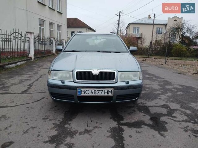 Синій Шкода Октавія, об'ємом двигуна 1.6 л та пробігом 300 тис. км за 2900 $, фото 1 на Automoto.ua