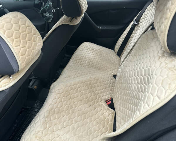 Синий Шкода Октавия, объемом двигателя 1.78 л и пробегом 378 тыс. км за 1800 $, фото 12 на Automoto.ua