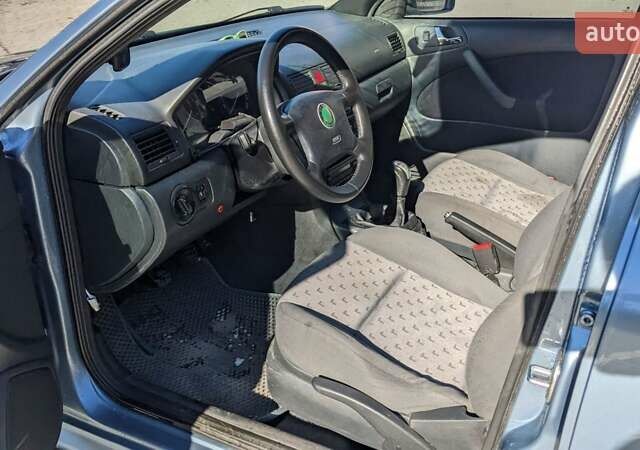 Синій Шкода Октавія, об'ємом двигуна 1.98 л та пробігом 470 тис. км за 3850 $, фото 1 на Automoto.ua