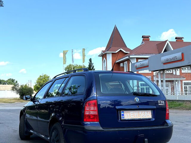 Синій Шкода Октавія, об'ємом двигуна 1.6 л та пробігом 240 тис. км за 4800 $, фото 4 на Automoto.ua