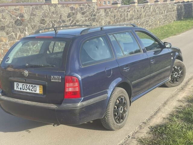 Синій Шкода Октавія, об'ємом двигуна 1.6 л та пробігом 255 тис. км за 1750 $, фото 5 на Automoto.ua