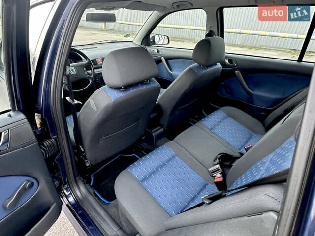 Синий Шкода Октавия, объемом двигателя 1.6 л и пробегом 260 тыс. км за 5400 $, фото 21 на Automoto.ua