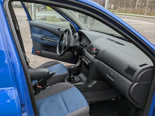 Синій Шкода Октавія, об'ємом двигуна 1.9 л та пробігом 100 тис. км за 2300 $, фото 4 на Automoto.ua