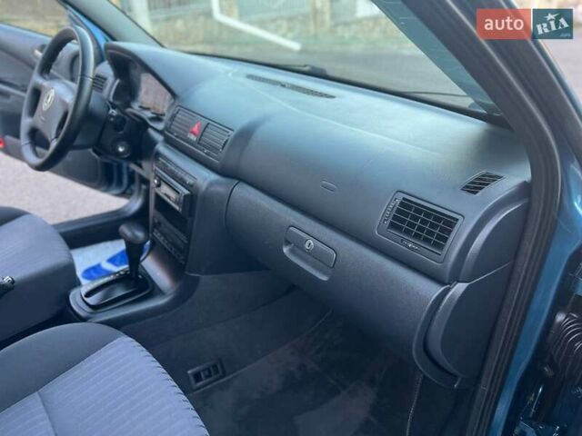 Синий Шкода Октавия, объемом двигателя 1.78 л и пробегом 187 тыс. км за 6199 $, фото 66 на Automoto.ua