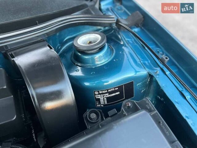 Синий Шкода Октавия, объемом двигателя 1.78 л и пробегом 187 тыс. км за 5999 $, фото 79 на Automoto.ua
