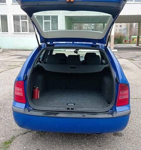 Синий Шкода Октавия, объемом двигателя 1.6 л и пробегом 345 тыс. км за 4900 $, фото 10 на Automoto.ua