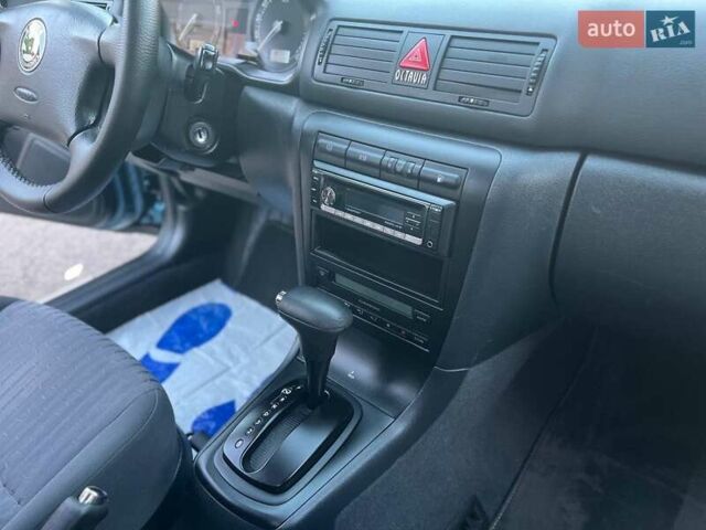 Синий Шкода Октавия, объемом двигателя 1.78 л и пробегом 187 тыс. км за 6199 $, фото 62 на Automoto.ua