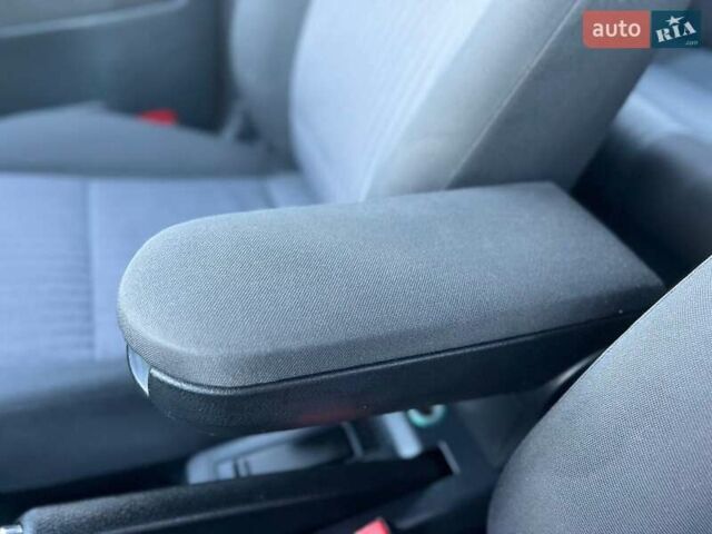 Синий Шкода Октавия, объемом двигателя 1.78 л и пробегом 187 тыс. км за 6199 $, фото 54 на Automoto.ua