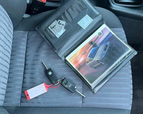 Синий Шкода Октавия, объемом двигателя 1.78 л и пробегом 187 тыс. км за 6199 $, фото 73 на Automoto.ua