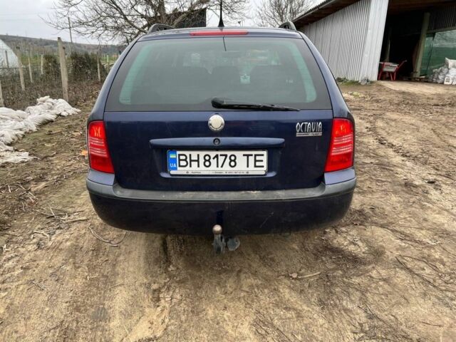 Синій Шкода Октавія, об'ємом двигуна 1.6 л та пробігом 296 тис. км за 5900 $, фото 2 на Automoto.ua