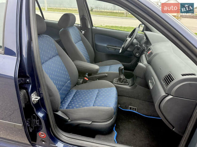 Синий Шкода Октавия, объемом двигателя 1.6 л и пробегом 260 тыс. км за 5400 $, фото 29 на Automoto.ua