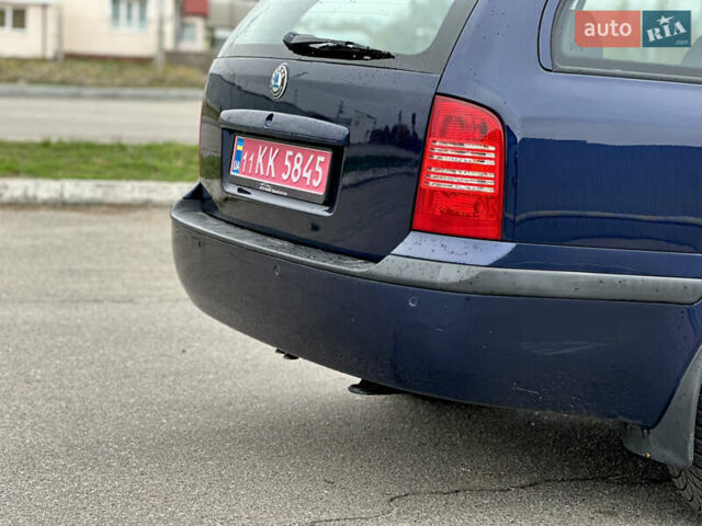 Синий Шкода Октавия, объемом двигателя 1.6 л и пробегом 260 тыс. км за 5400 $, фото 16 на Automoto.ua