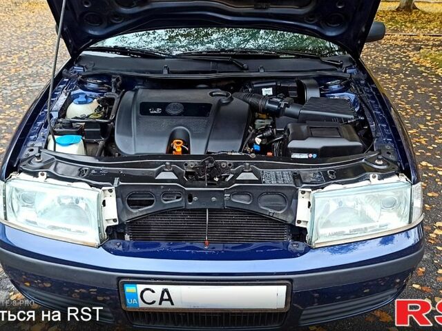 Синій Шкода Октавія, об'ємом двигуна 1.6 л та пробігом 229 тис. км за 4700 $, фото 9 на Automoto.ua