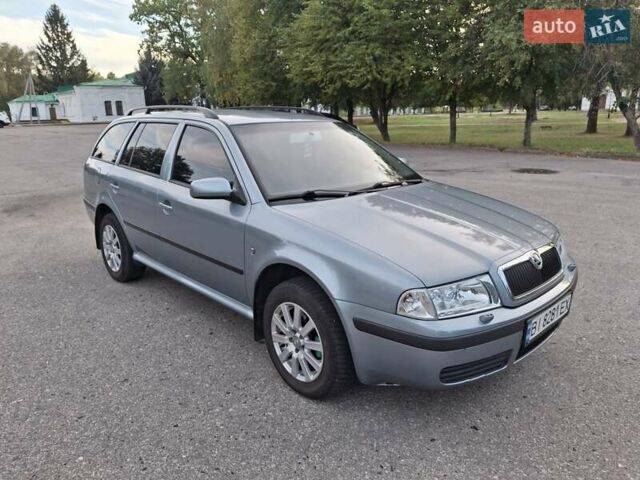 Синий Шкода Октавия, объемом двигателя 1.6 л и пробегом 231 тыс. км за 5400 $, фото 7 на Automoto.ua
