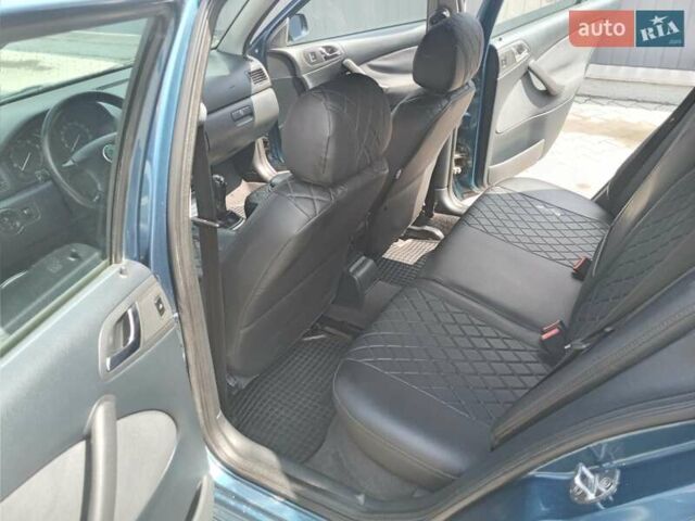 Синий Шкода Октавия, объемом двигателя 1.6 л и пробегом 258 тыс. км за 4800 $, фото 11 на Automoto.ua