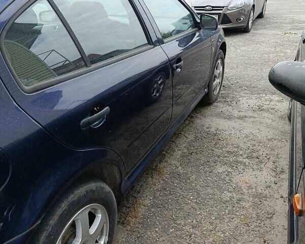 Синій Шкода Октавія, об'ємом двигуна 1.6 л та пробігом 199 тис. км за 4500 $, фото 4 на Automoto.ua