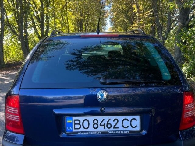 Синий Шкода Октавия, объемом двигателя 1.6 л и пробегом 210 тыс. км за 3700 $, фото 2 на Automoto.ua