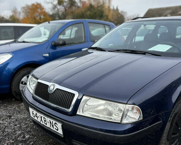 Синий Шкода Октавия, объемом двигателя 1.6 л и пробегом 230 тыс. км за 4999 $, фото 4 на Automoto.ua