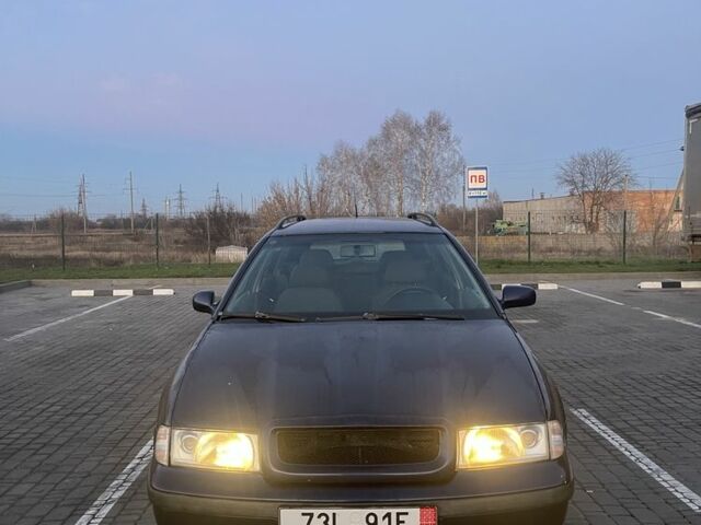 Синий Шкода Октавия, объемом двигателя 0 л и пробегом 300 тыс. км за 1650 $, фото 1 на Automoto.ua