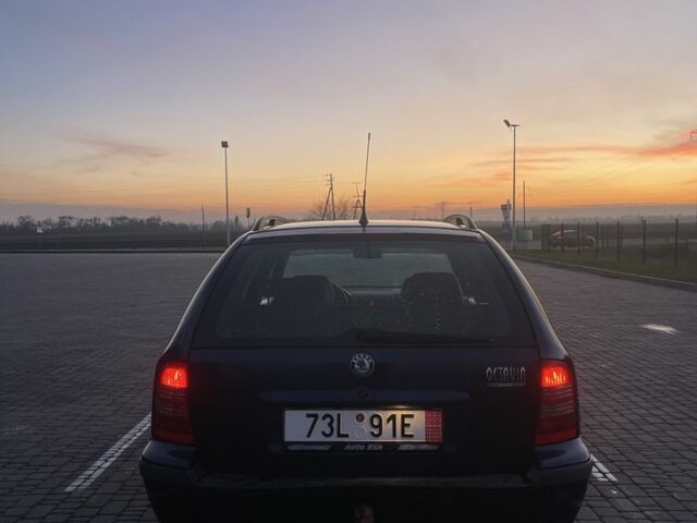 Синий Шкода Октавия, объемом двигателя 0 л и пробегом 300 тыс. км за 1650 $, фото 5 на Automoto.ua