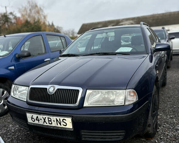 Синий Шкода Октавия, объемом двигателя 1.6 л и пробегом 230 тыс. км за 4999 $, фото 3 на Automoto.ua