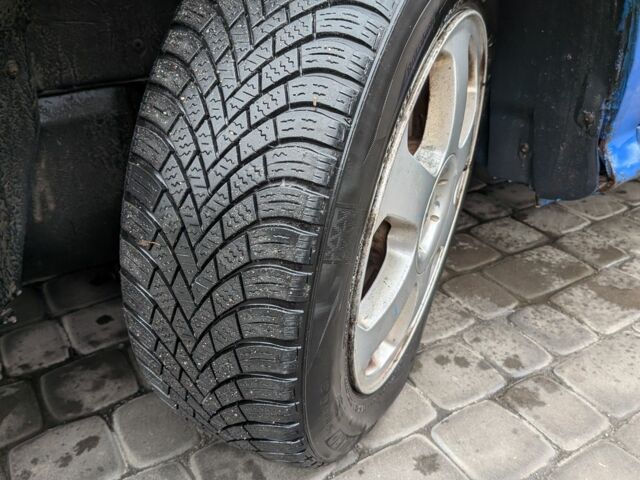 Синій Шкода Октавія, об'ємом двигуна 1.9 л та пробігом 100 тис. км за 2300 $, фото 7 на Automoto.ua