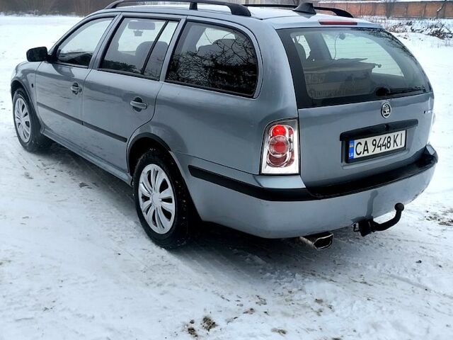 Синій Шкода Октавія, об'ємом двигуна 1.9 л та пробігом 311 тис. км за 4300 $, фото 3 на Automoto.ua
