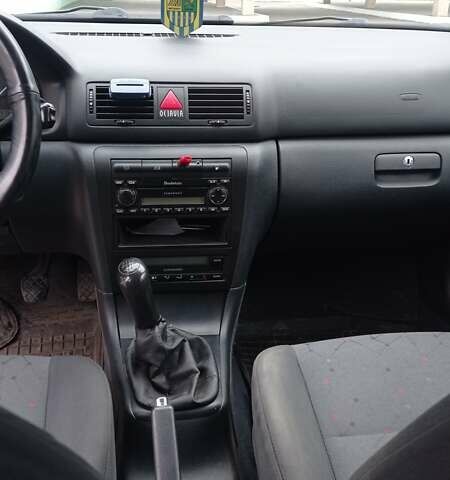 Синий Шкода Октавия, объемом двигателя 1.6 л и пробегом 345 тыс. км за 4900 $, фото 8 на Automoto.ua