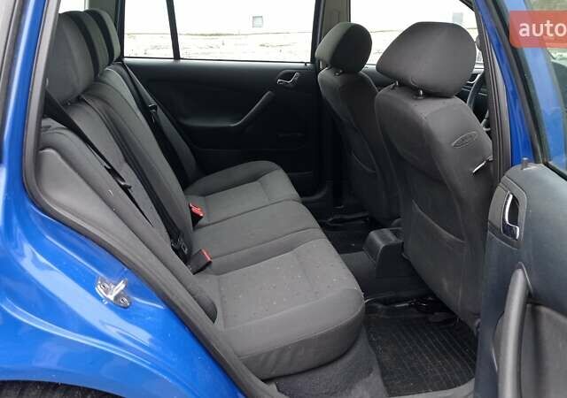 Синий Шкода Октавия, объемом двигателя 1.6 л и пробегом 345 тыс. км за 4900 $, фото 12 на Automoto.ua