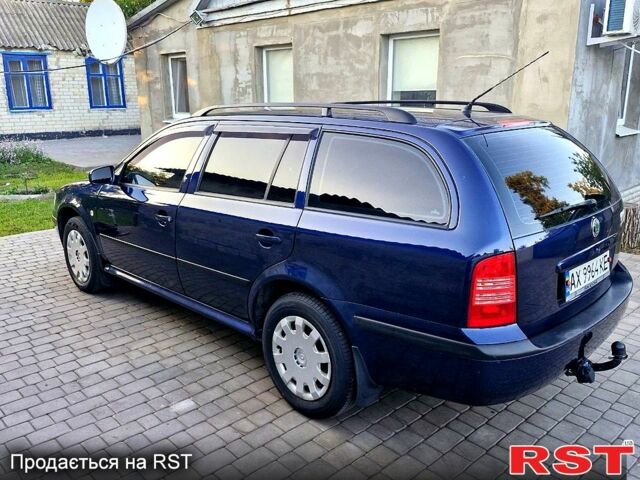 Синий Шкода Октавия, объемом двигателя 1.6 л и пробегом 260 тыс. км за 4850 $, фото 4 на Automoto.ua