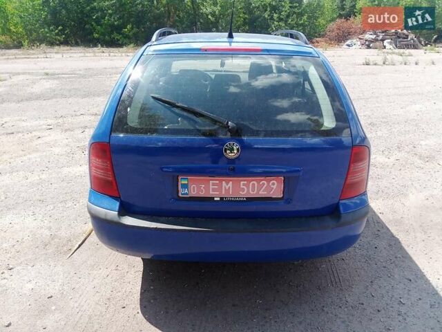 Синий Шкода Октавия, объемом двигателя 1.6 л и пробегом 250 тыс. км за 4200 $, фото 2 на Automoto.ua